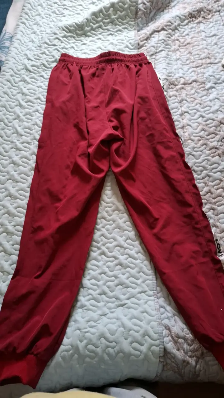 Pantalones deportivos rojos para mujer - 2