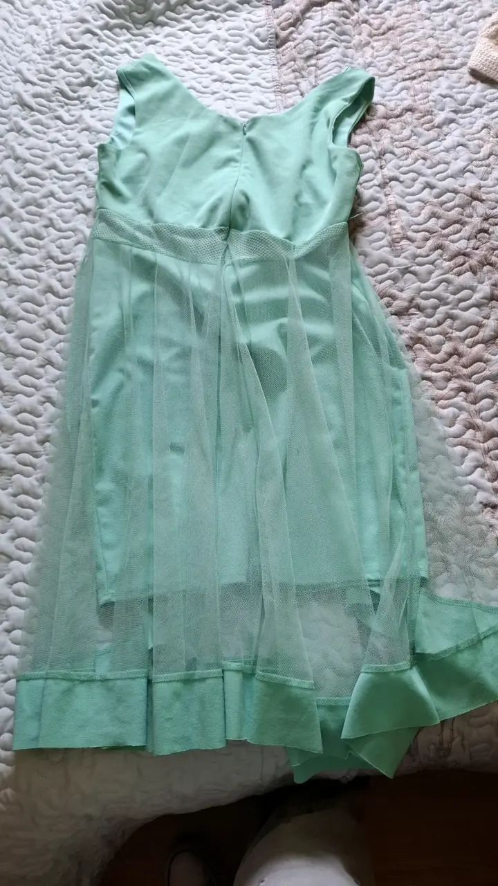 Vestido verde menta con tul elegante - 2