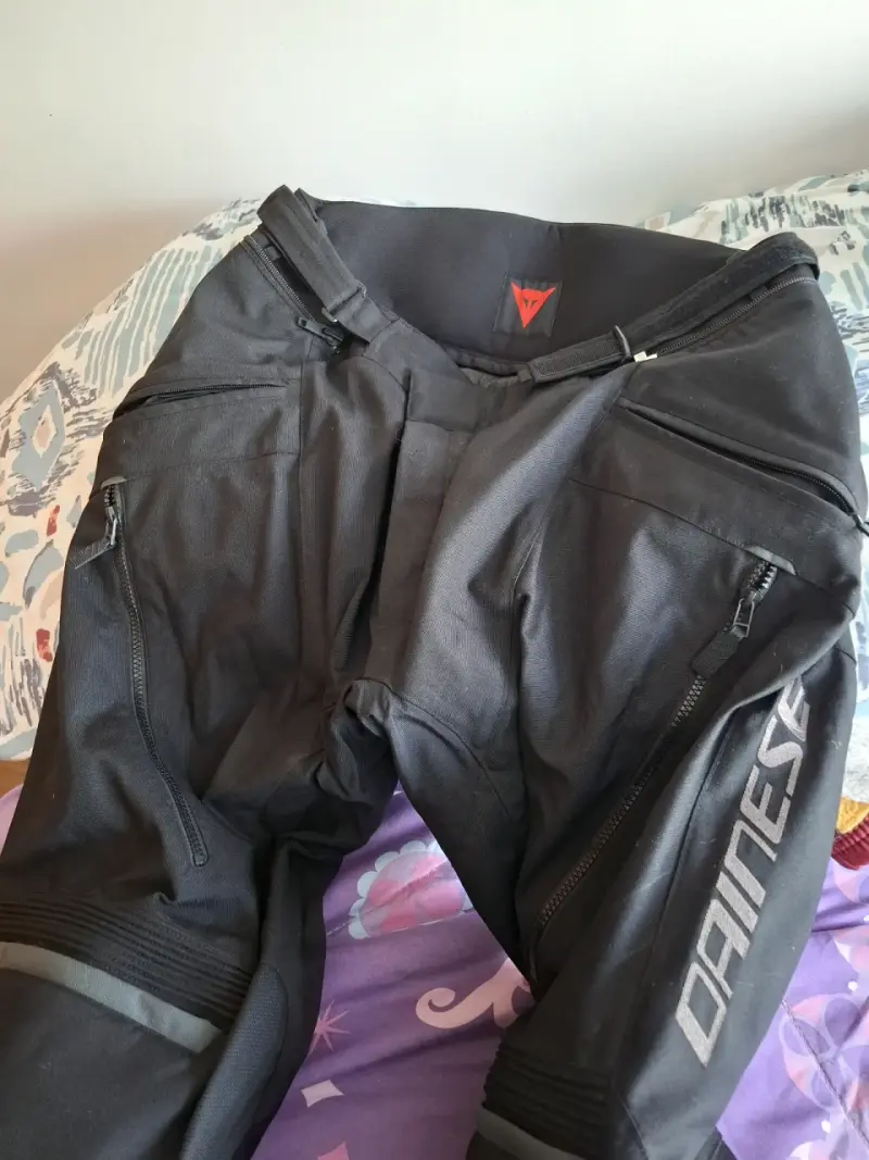 Pantalones de Moto Dainese negros con protecciones - 3