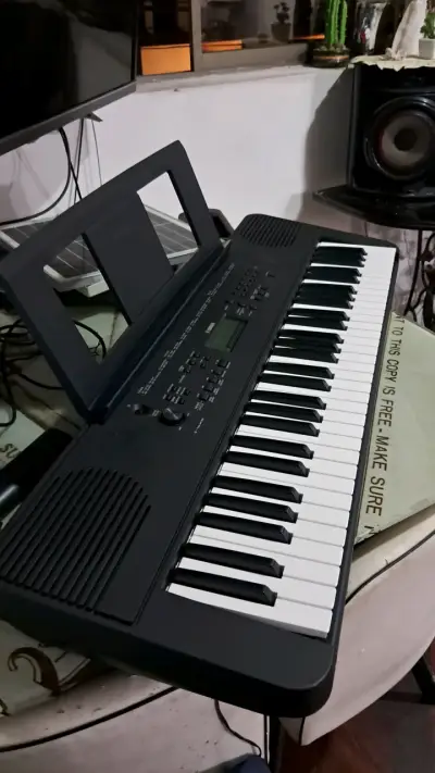 Teclado Yamaha PSR-E360B con funciones avanzadas - miniatura 2