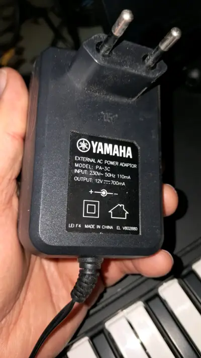 Teclado Yamaha PSR-E360B con funciones avanzadas - miniatura 5