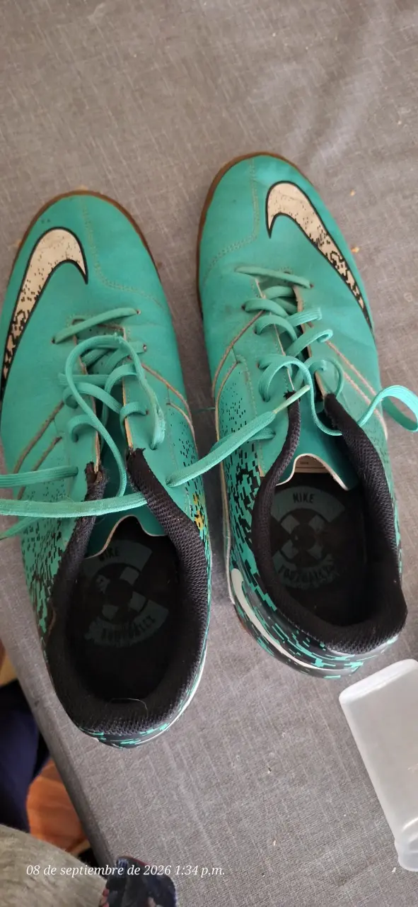 Zapatillas de fútbol Nike turquesas - 2
