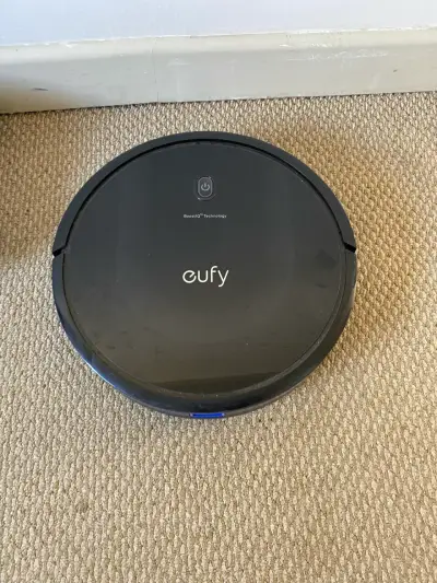 Aspiradora Robot Eufy con Tecnología BoostIQ - miniatura 1