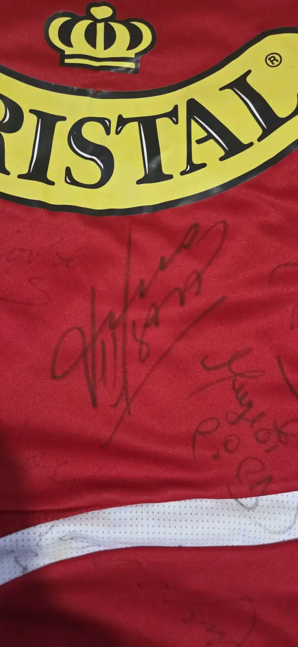 Camiseta de fútbol Universidad de Chile firmada - 3