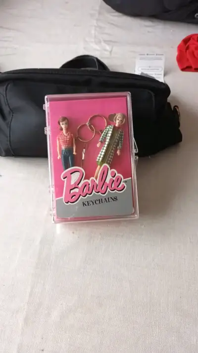 Llavero Barbie con figuras coleccionables - miniatura 1