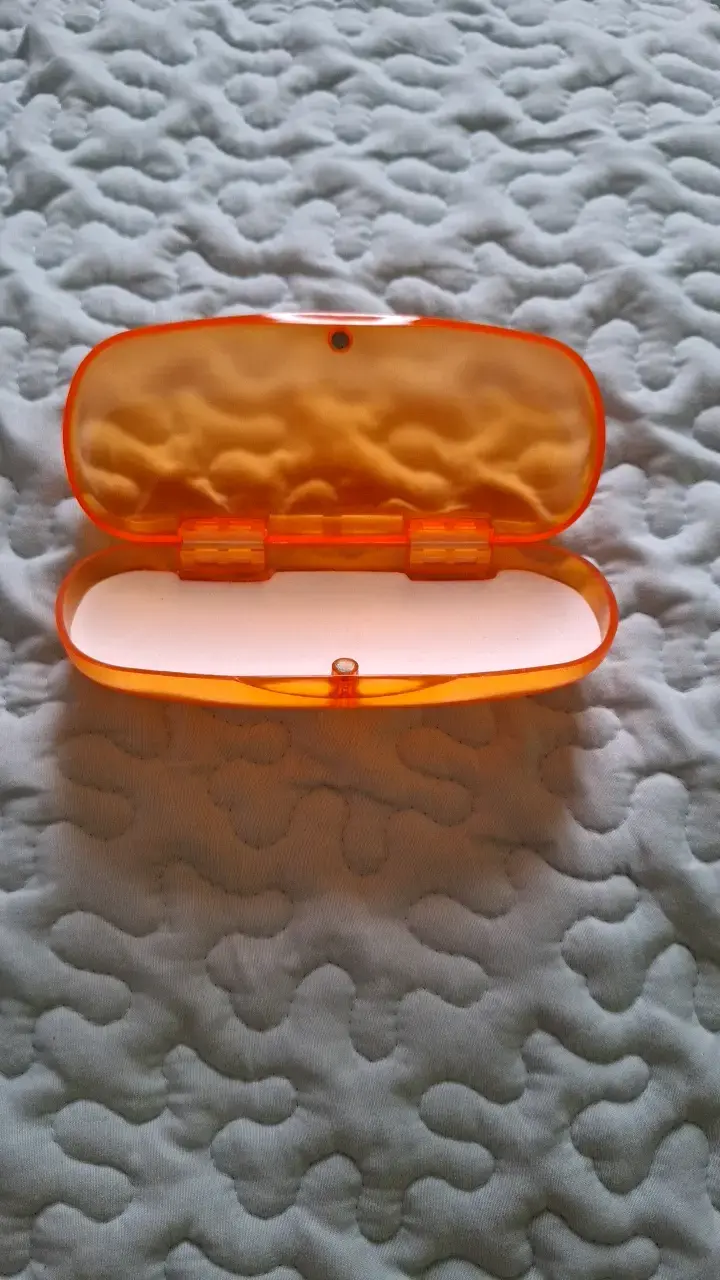 Estuche rígido para gafas color naranja - 2