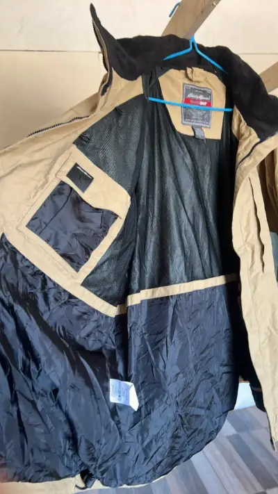 Chaqueta impermeable beige para hombre - miniatura 2