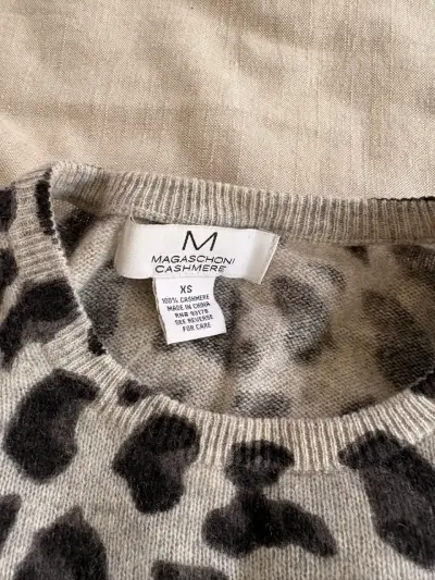 Suéter de cachemira con estampado animal Magaschoni - miniatura 3