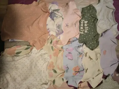 Lote de bodies niña 3 meses - miniatura 2