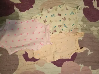 Bodys niña 3 meses - miniatura 1