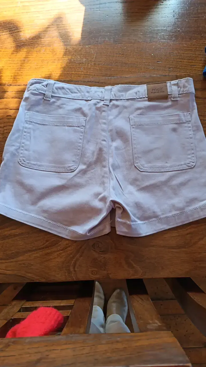 Falda Short de mujer color lila con botones - 2