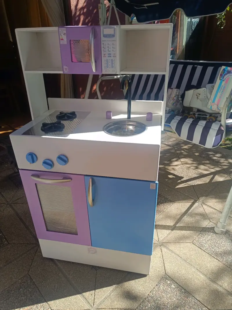 Cocina de juguete infantil con horno y microondas - 2