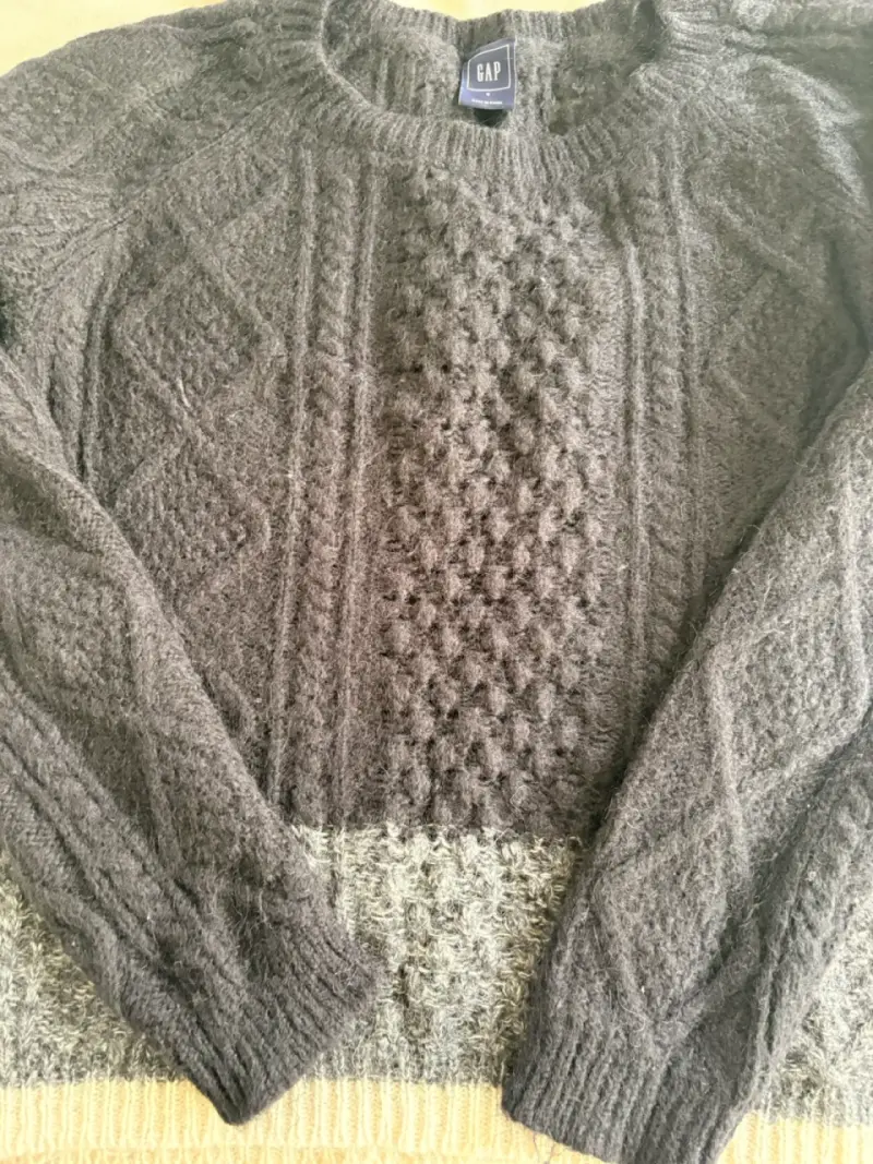 Suéter de lana gris GAP para mujer - 2