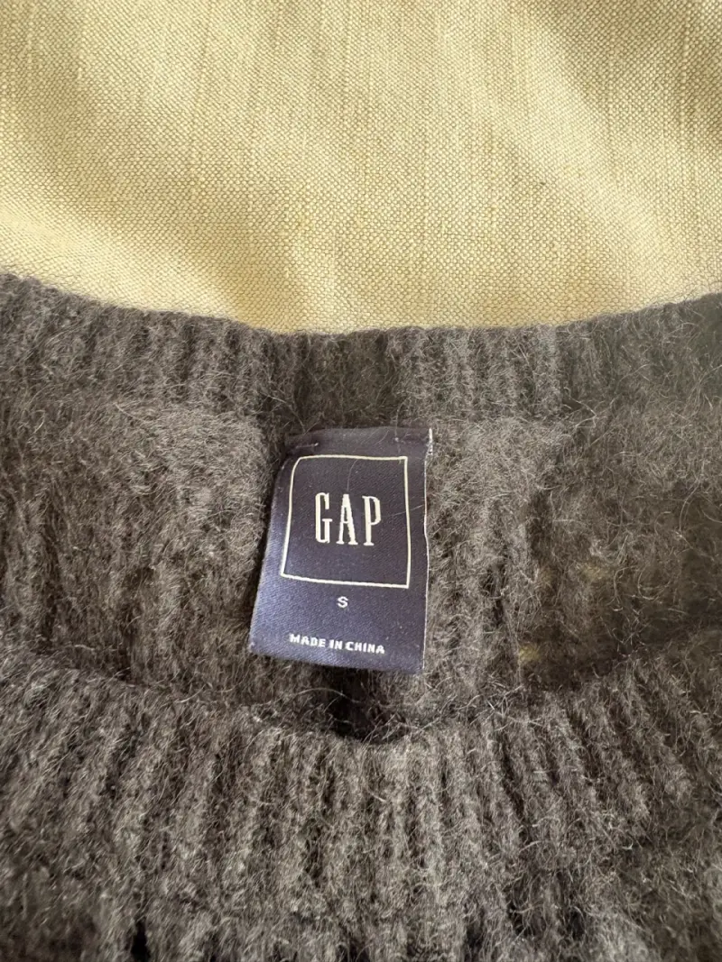 Suéter de lana gris GAP para mujer - 3