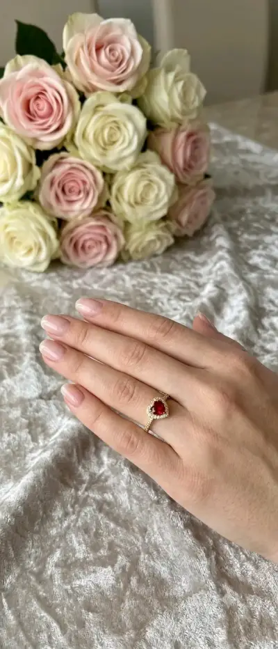 Anillo Pandora con corazón rojo - miniatura 1