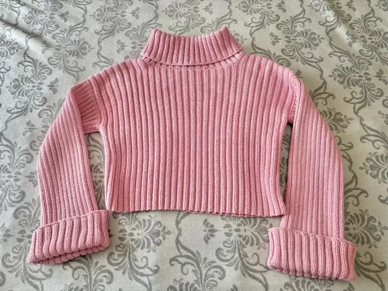 Suéter rosado de lana para mujer hecho a mano