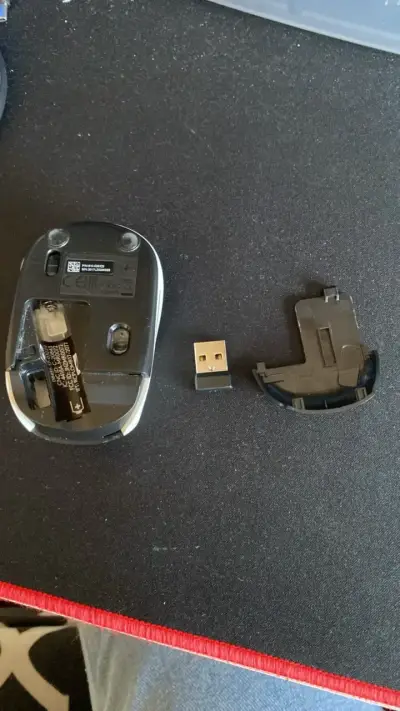 Mouse inalámbrico Logitech negro compacto - miniatura 4