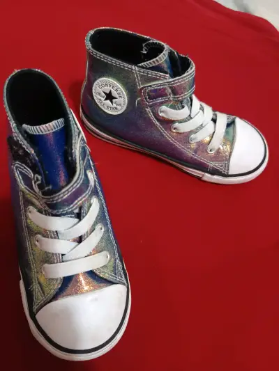 Zapatillas Converse All Star holográficas para niños - miniatura 1