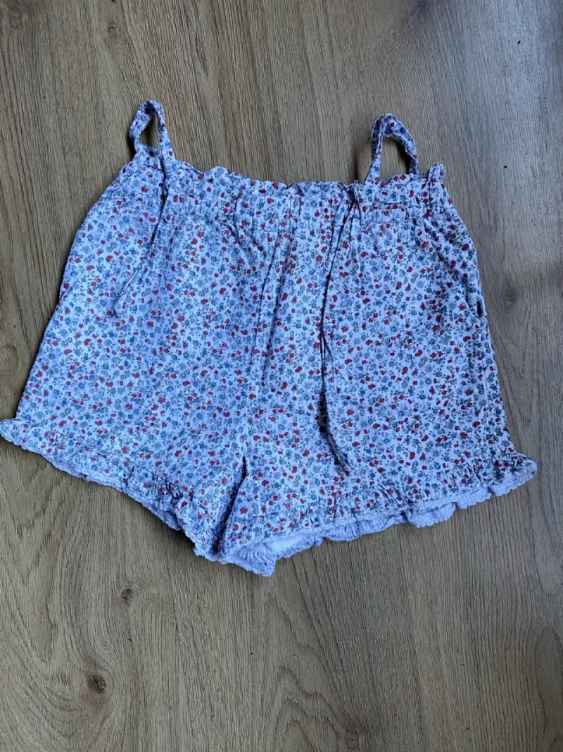 Shorts de verano con estampado floral Niña