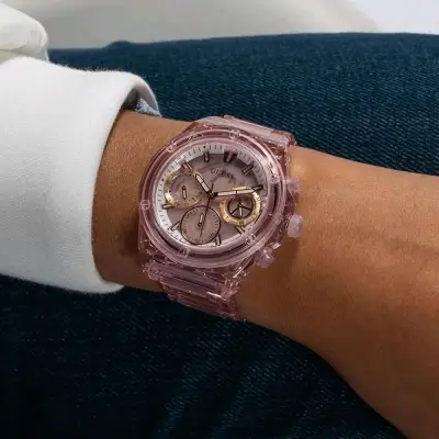 Reloj Guess para mujer rosa con cronógrafo - miniatura 3
