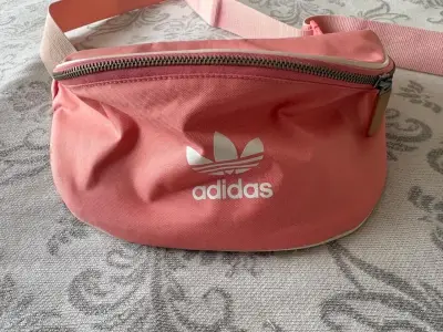 Riñonera Adidas rosa con logo clásico - miniatura 1