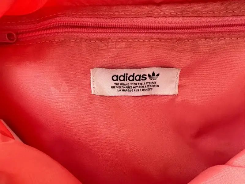 Riñonera Adidas rosa con logo clásico - 2