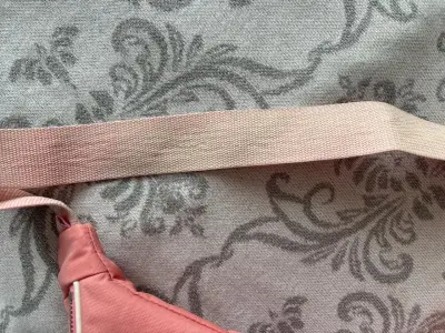 Riñonera Adidas rosa con logo clásico - miniatura 4
