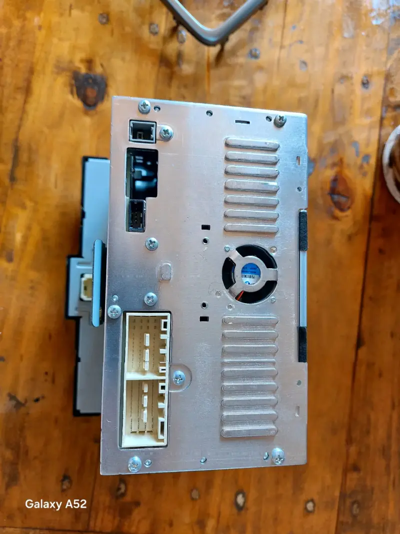 Radio de Auto Kia Monitors con Pantalla - 2
