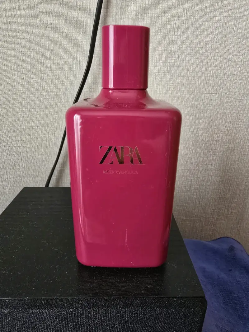 Perfume Zara Red Vanilla 100ml sin caja - 1
