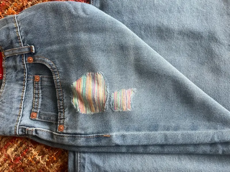 Jeans Levi's para niña con pierna ancha - 6