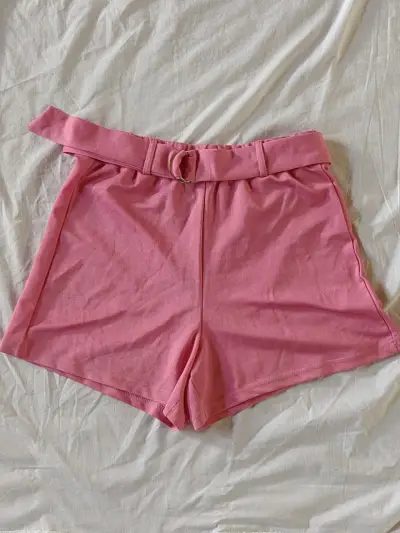 Shorts rosados con cinturón Sybilla - miniatura 1