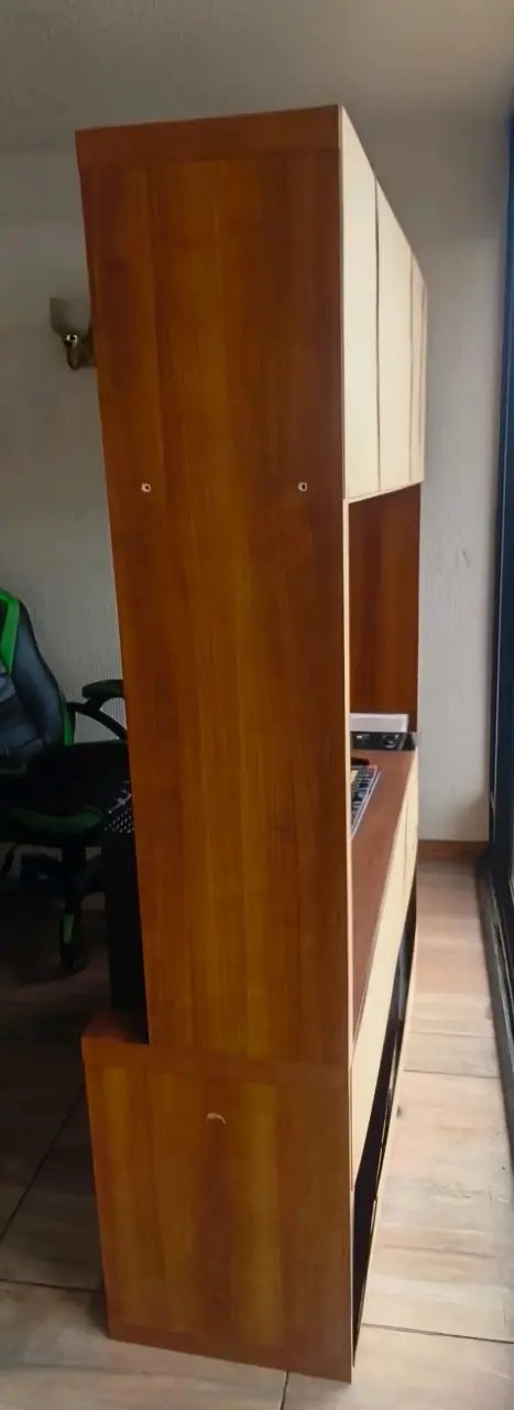 Mueble de Entretenimiento de Madera con Estantes - 2
