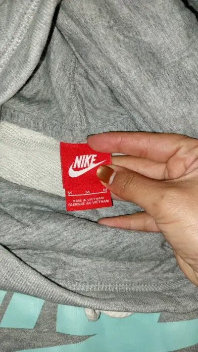 Polerón Nike gris con capucha - miniatura 2