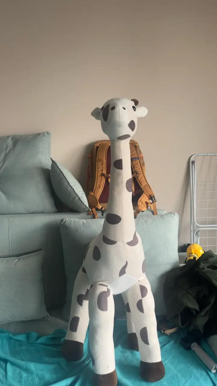 Jirafa de peluche grande para niños