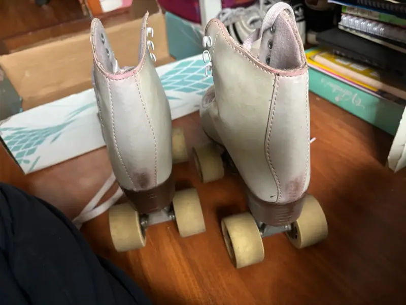 Patines de Cuatro Ruedas Blancos para Adultos - 4