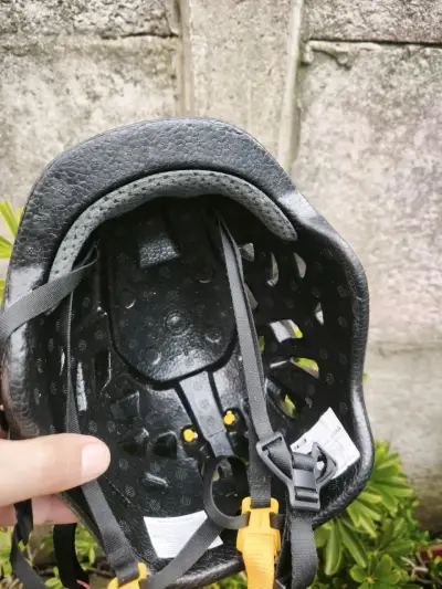 Casco de escalada Grivel amarillo y negro - miniatura 5