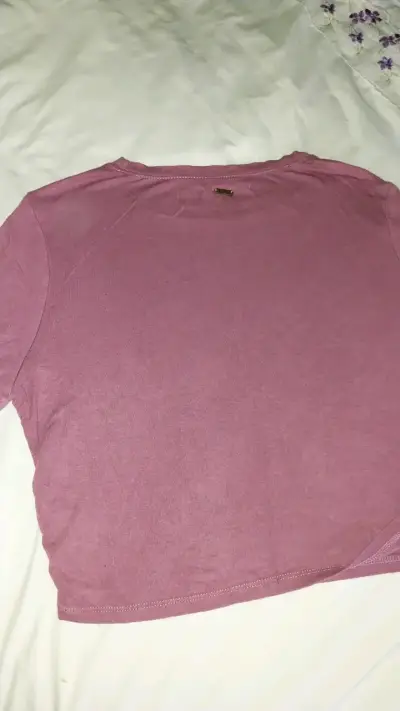 Polera morada marca Aussie - miniatura 3
