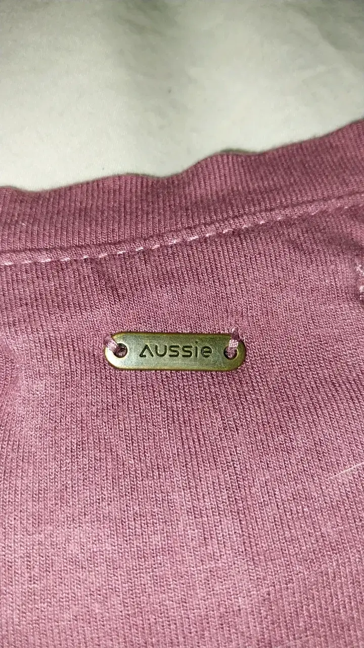 Polera morada marca Aussie - 4
