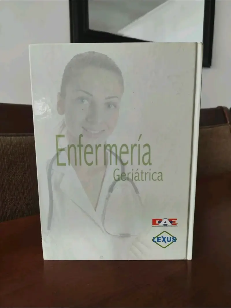Libro Enfermería Geriátrica de Lexus - 3