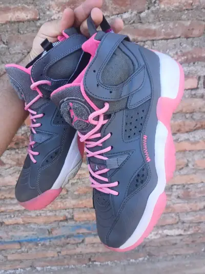 Zapatillas Jordan Jumpman talla 39 - miniatura 1