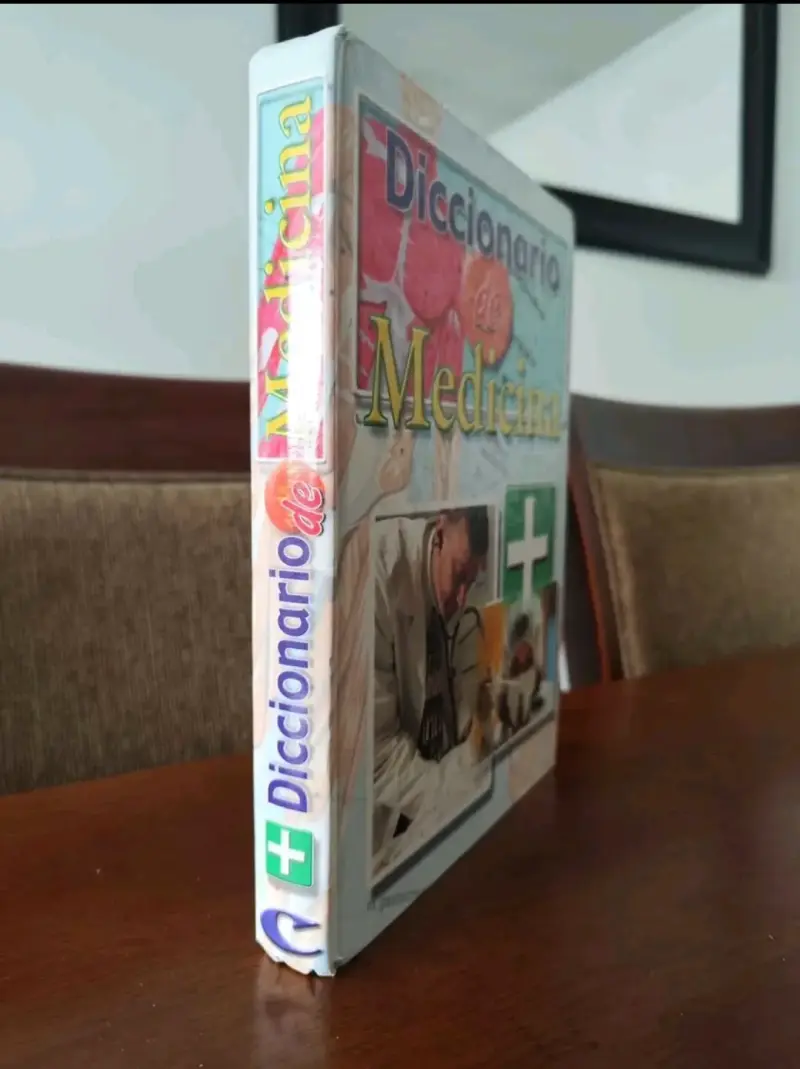 Libro Diccionario de Medicina Buen estado - 2