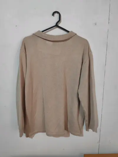 Suéter Beige de Lana con Cuello Polo - miniatura 3