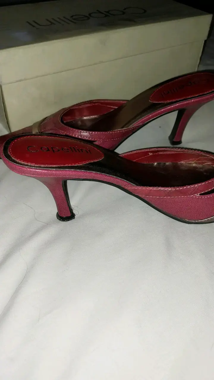 Zapatos de tacón Capellini vintage rojos elegantes - 2