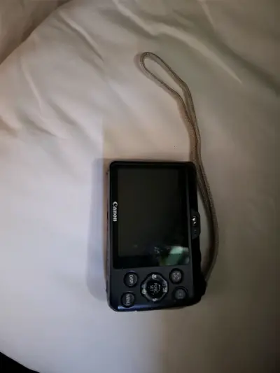 Cámara digital Canon compacta con zoom óptico - miniatura 1