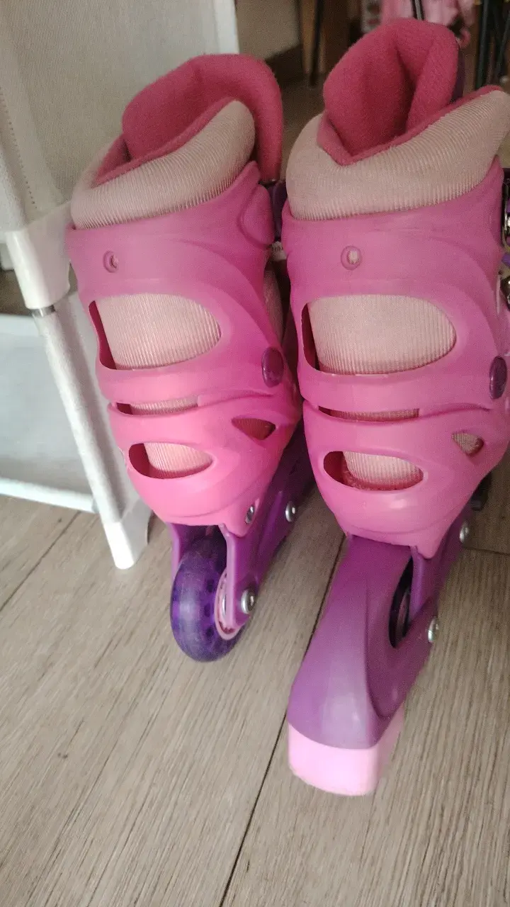 Patines en línea para niña  con proteccion y casco - 3