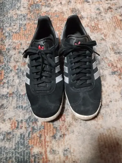 Zapatillas Adidas Gazelle negras clásicas - miniatura 1
