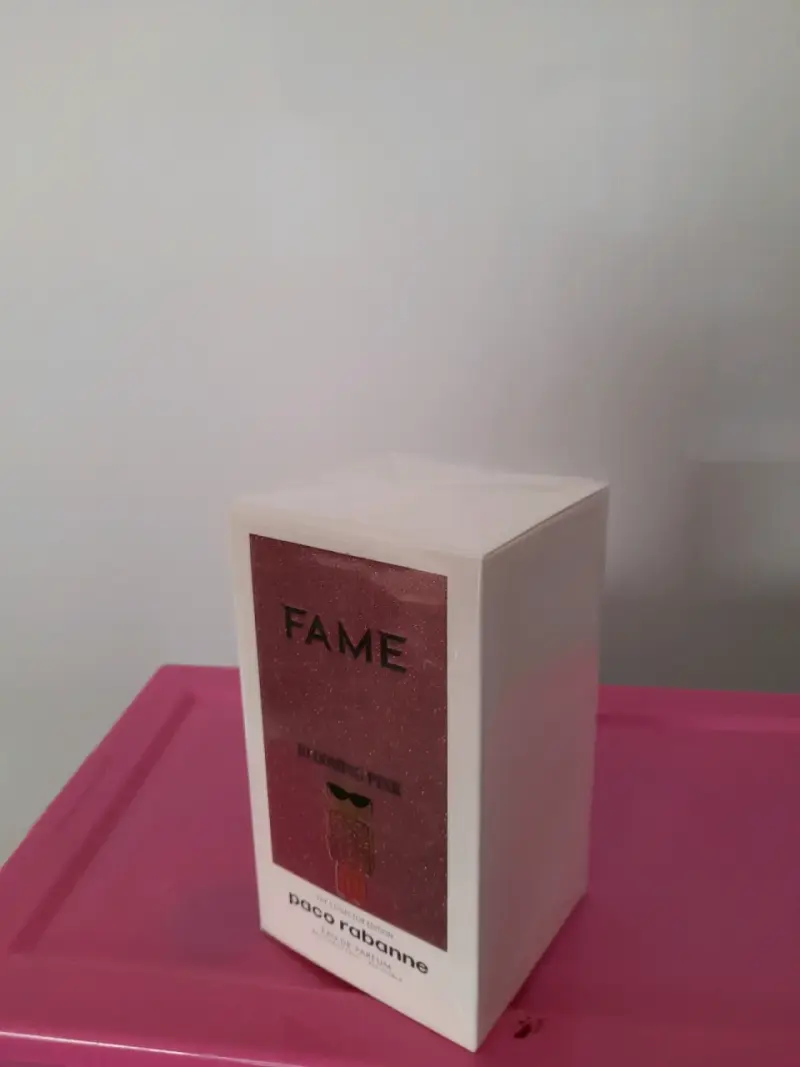 Perfume Paco Rabanne Fame Blooming Pink Edición Coleccionista - 2
