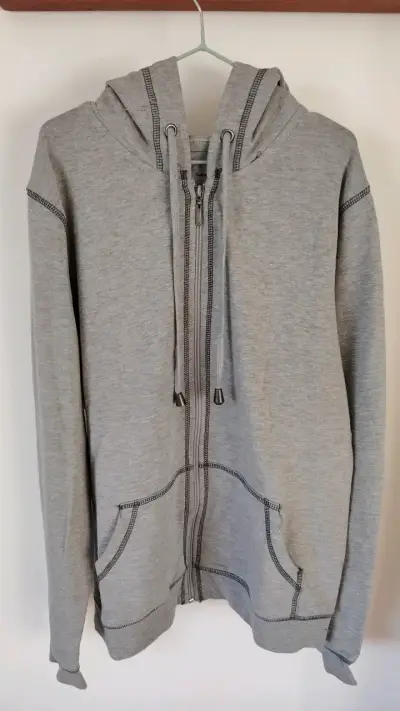 Polerón gris marca Aziz talla M - miniatura 1