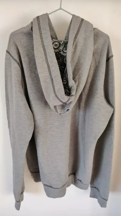 Polerón gris marca Aziz talla M - miniatura 2