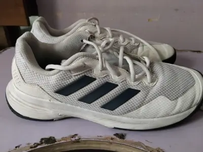 Zapatillas deportivas blancas Adidas para hombre - miniatura 2